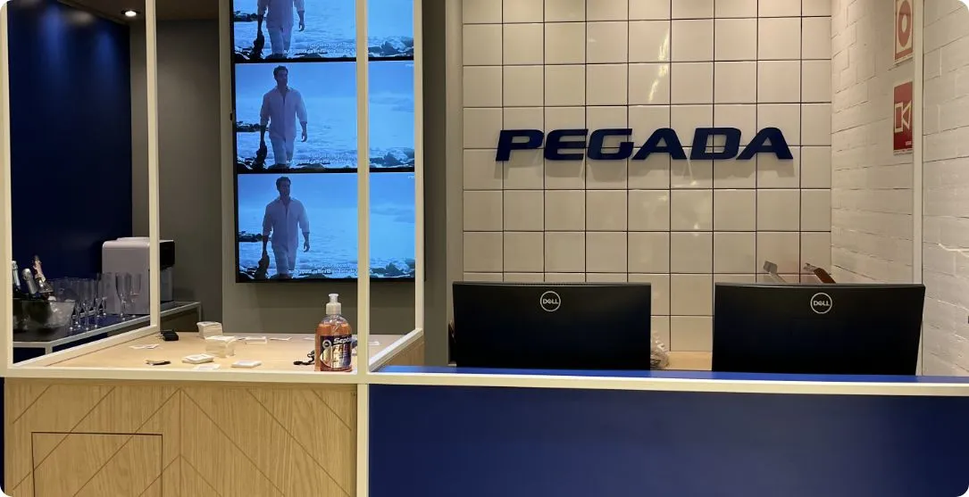 Área do caixa da Loja Pegada